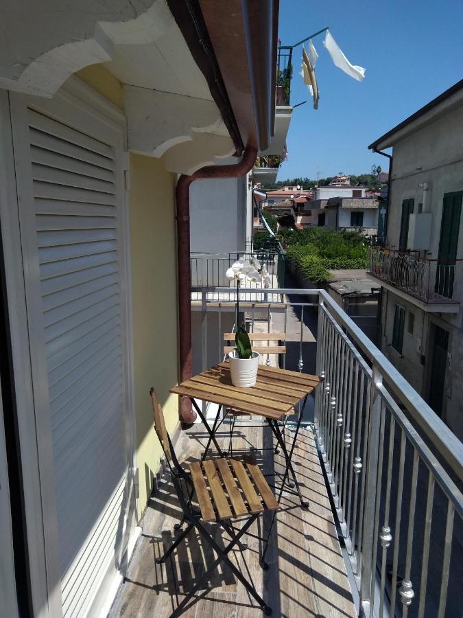 B&B A Casa Di Antonella 스카우리 외부 사진