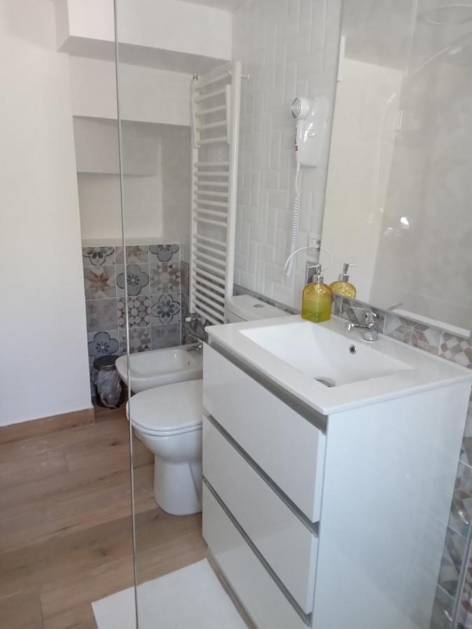 B&B A Casa Di Antonella 스카우리 외부 사진