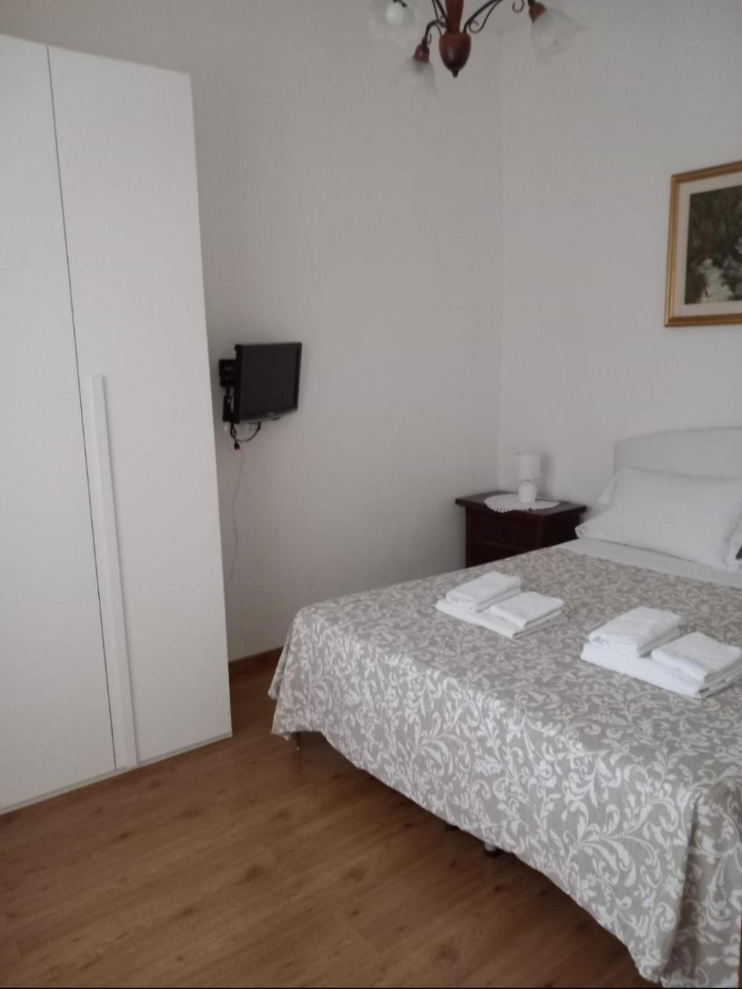 B&B A Casa Di Antonella 스카우리 외부 사진