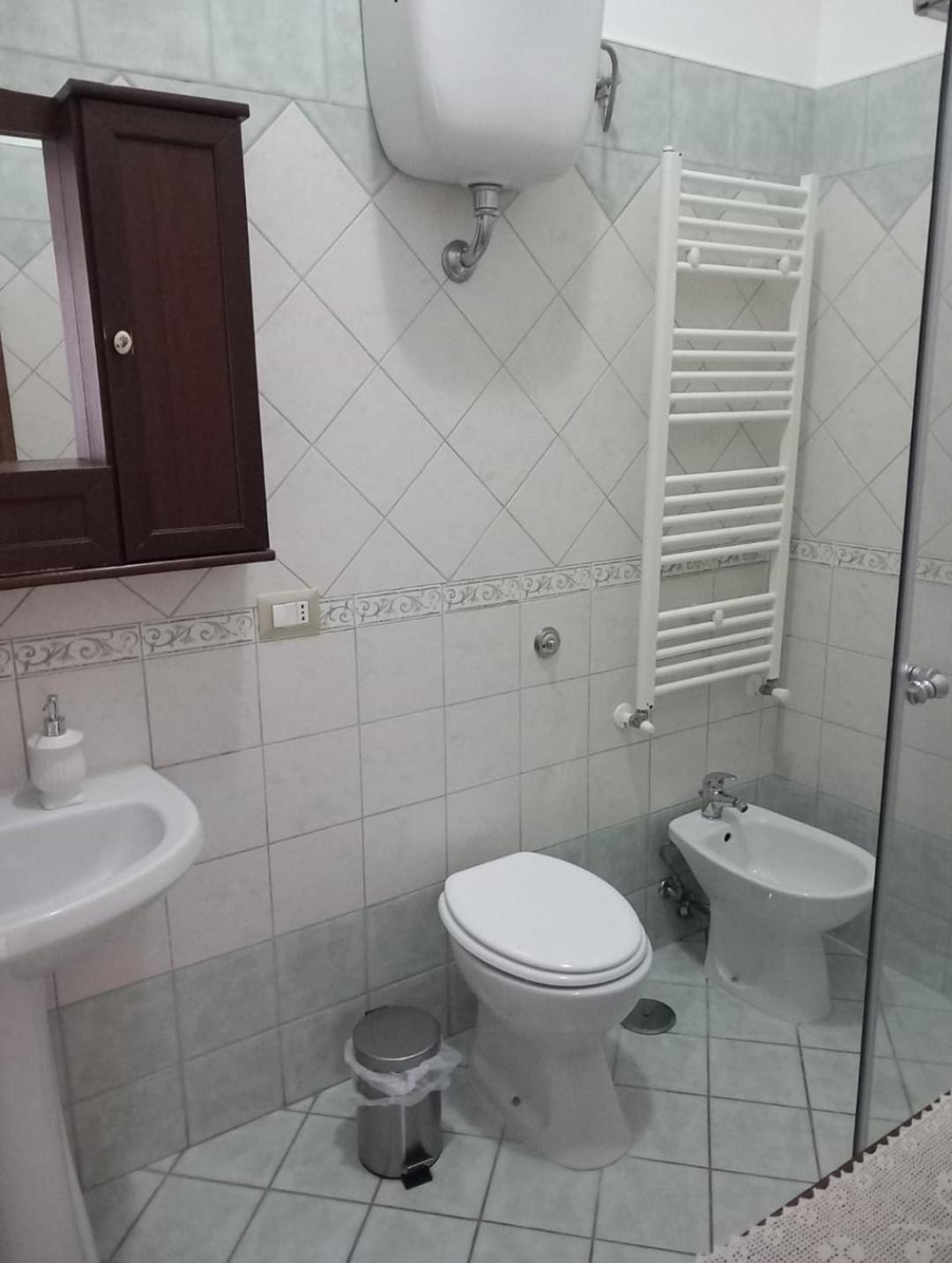 B&B A Casa Di Antonella 스카우리 외부 사진