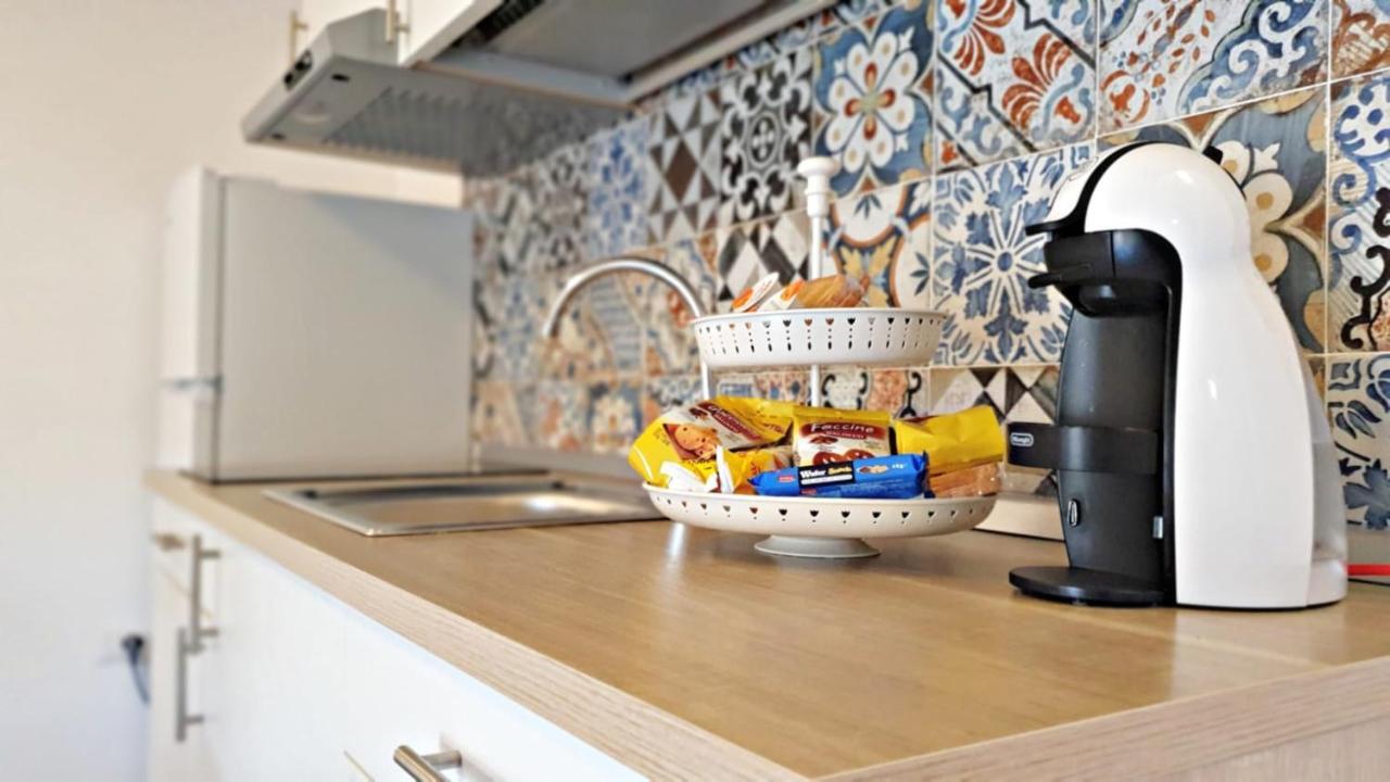 B&B A Casa Di Antonella 스카우리 외부 사진